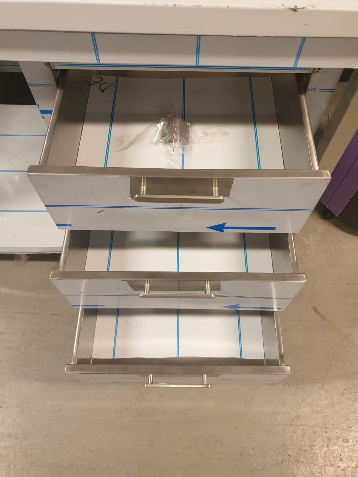 Skuffeseksjon med 3 skuffer, 30x50x66 cm, Turnor