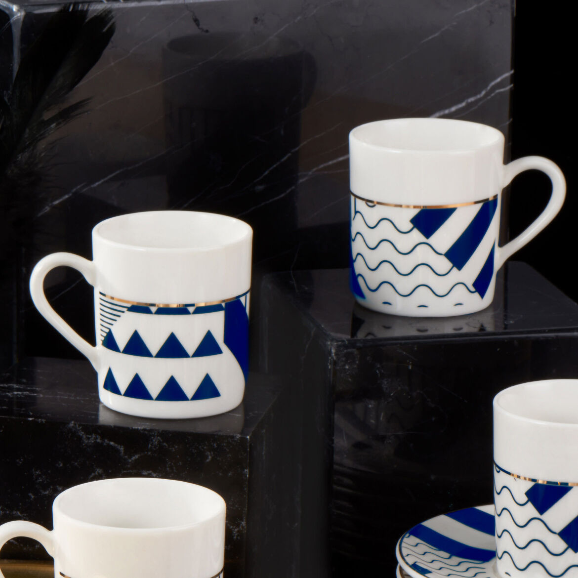 Gural Porselen Camelia Mørkeblå 62501 tyrkisk kaffekopp sett (6 personer) Gural Porselen Camelia Mørkeblå 62501 tyrkisk kaffekopp sett (6 personer) - Bilde 2